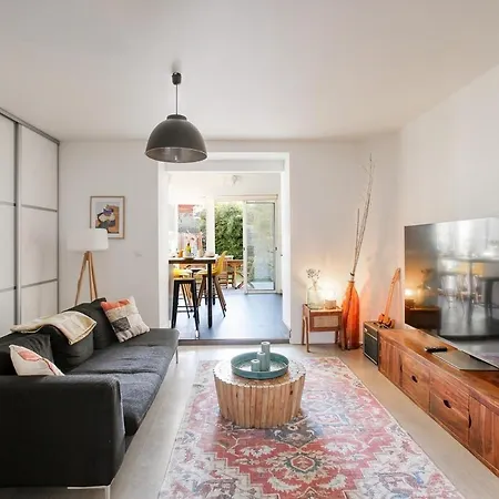 Βίλα Maison Jardin - Centre